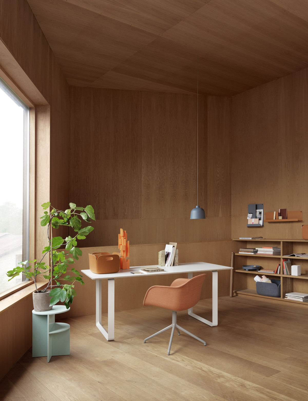 70/70 Tisch in Weiss präsentiert im Onlineshop von KAQTU Design AG. Esstisch ist von Muuto