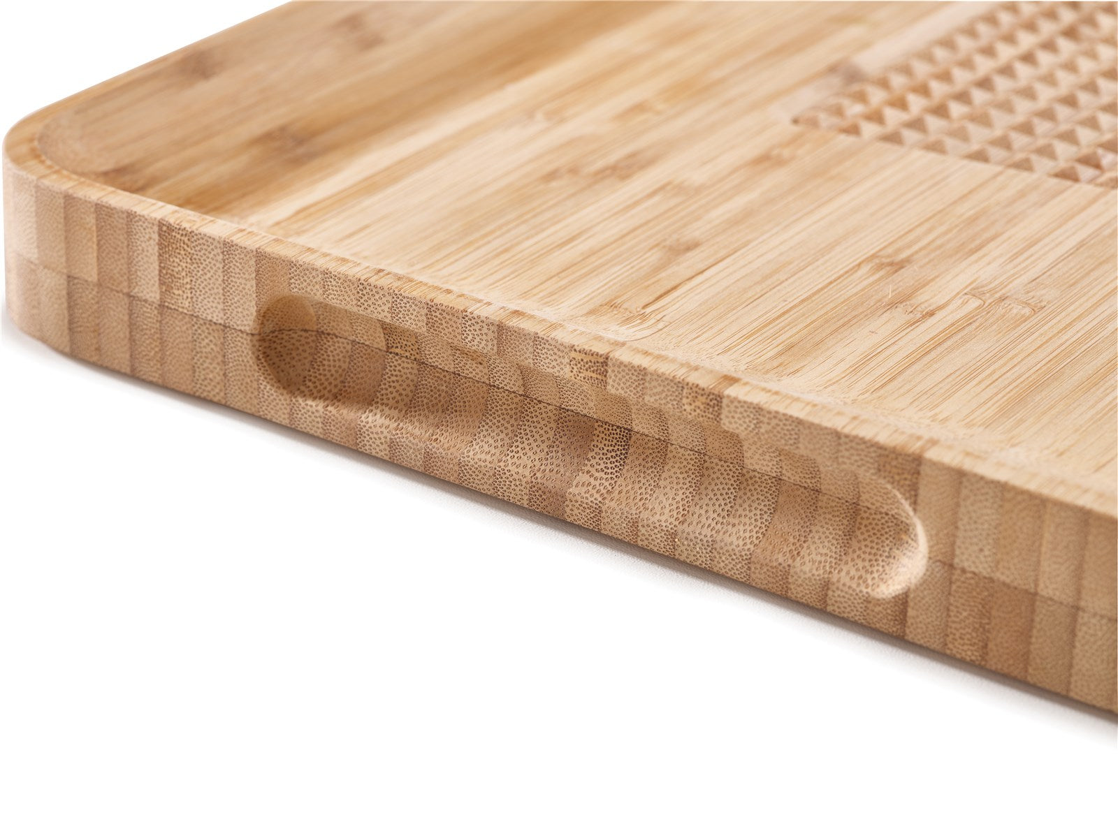 Cut Carve Bamboo Schneidebrett, 40x30x3.5cm in  präsentiert im Onlineshop von KAQTU Design AG. Schneidbrett ist von Joseph Joseph