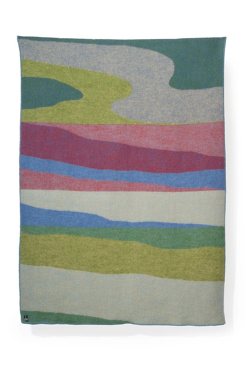 Wolldecke Panoramas in Multicolor präsentiert im Onlineshop von KAQTU Design AG. Wolldecke ist von ZigZagZurich