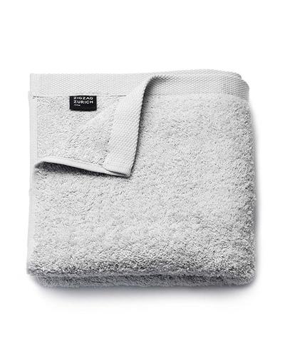 Handtuch-Set Everyday luxury Hellgrau in Hellgrau präsentiert im Onlineshop von KAQTU Design AG. Handtuch ist von ZigZagZurich