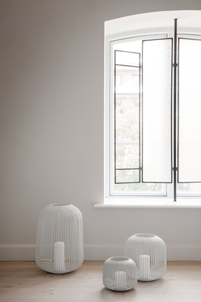 Laterne LITO in white präsentiert im Onlineshop von KAQTU Design AG. Laterne ist von e + h Services AG