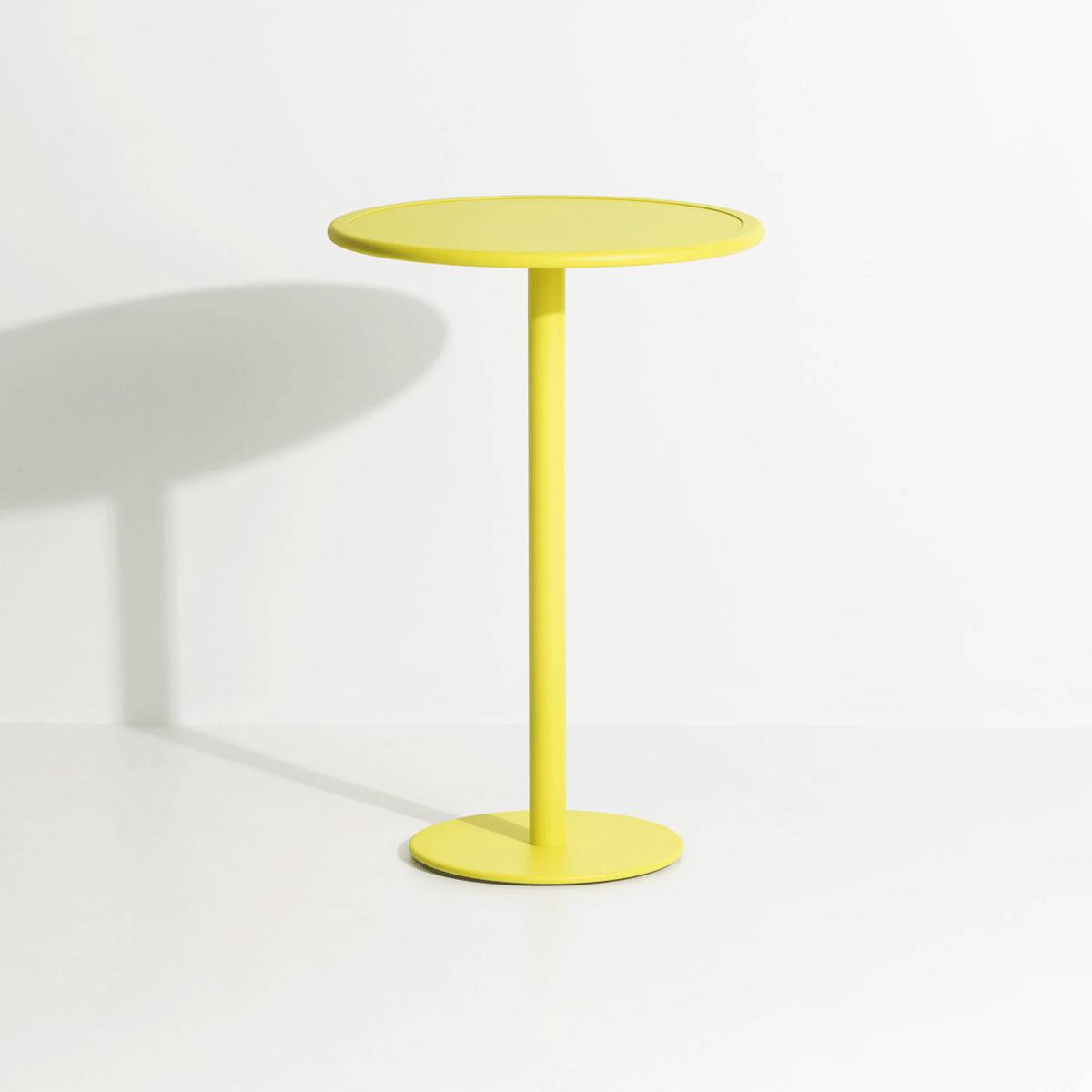 Week-End Bartisch rund in Yellow präsentiert im Onlineshop von KAQTU Design AG. Hochtisch Outdoor ist von Petite Friture